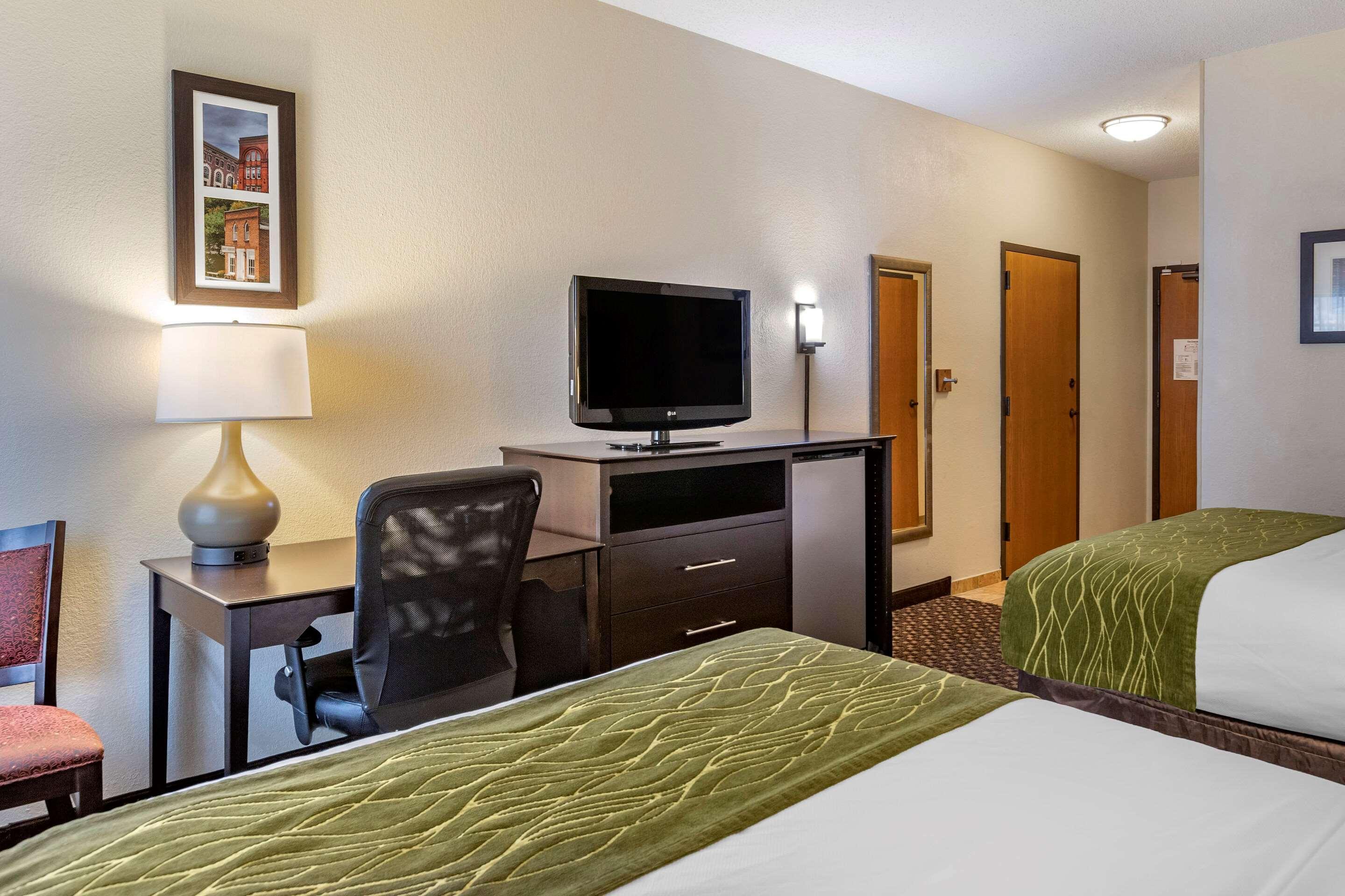 Comfort Inn Wings Stadium Kalamazoo Extérieur photo