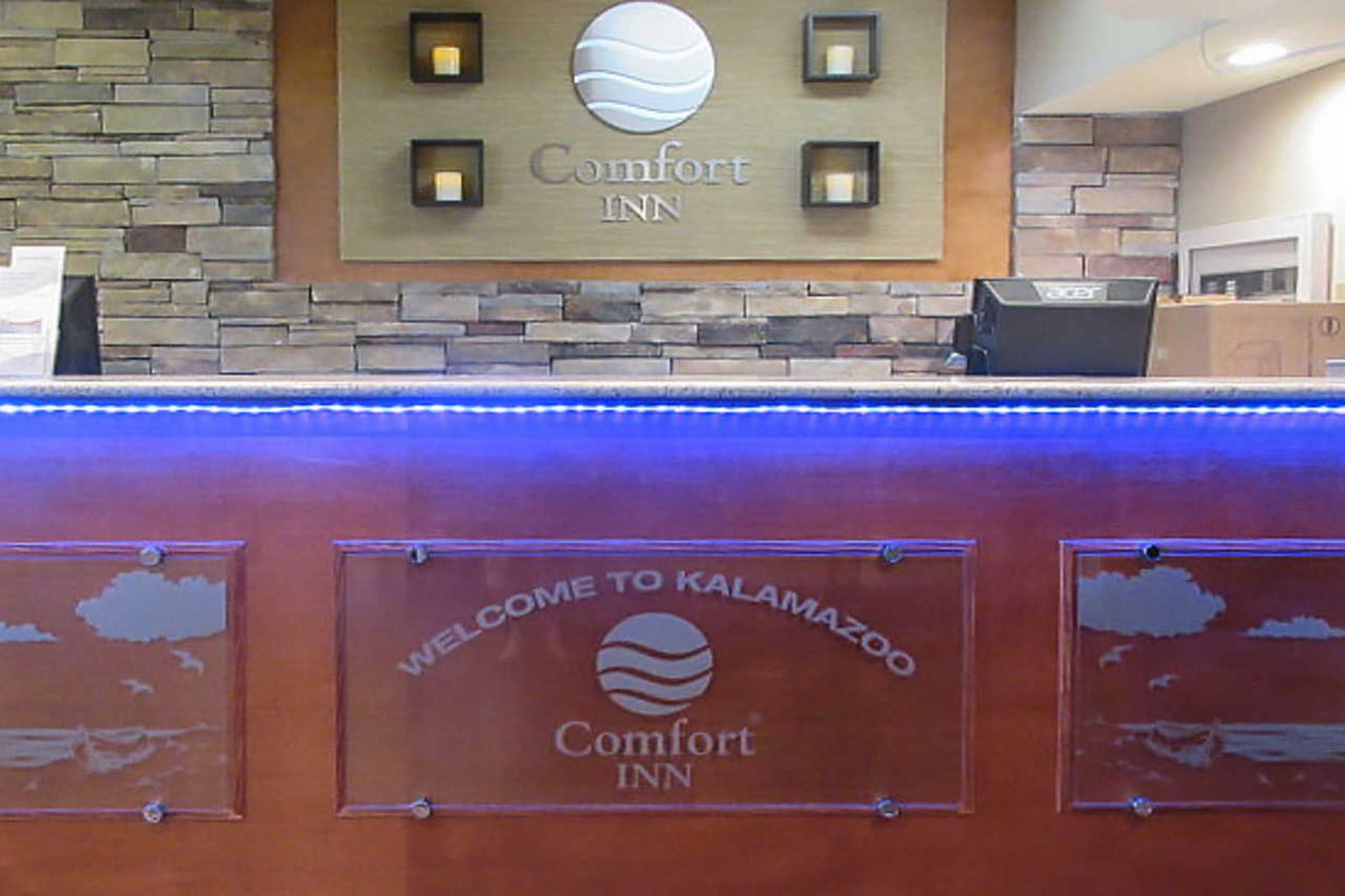 Comfort Inn Wings Stadium Kalamazoo Extérieur photo