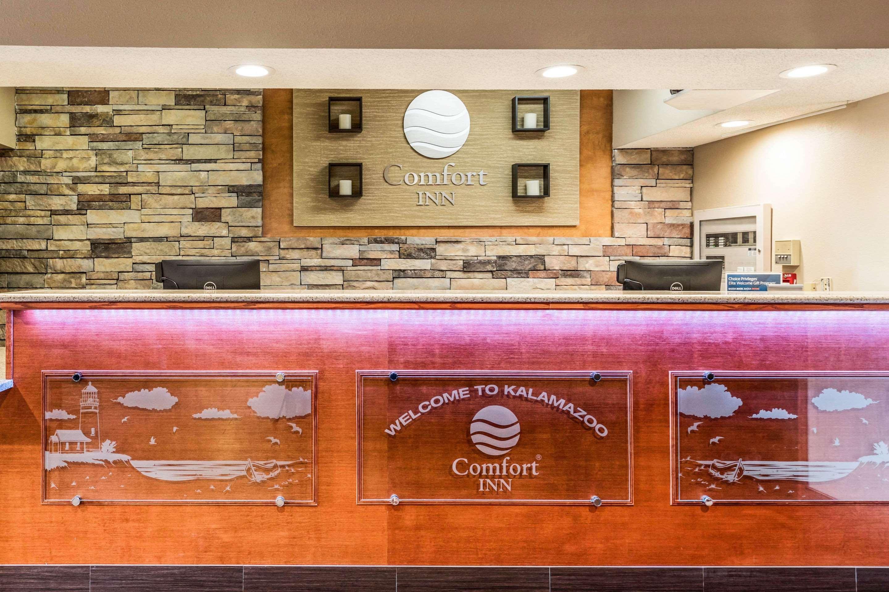 Comfort Inn Wings Stadium Kalamazoo Extérieur photo