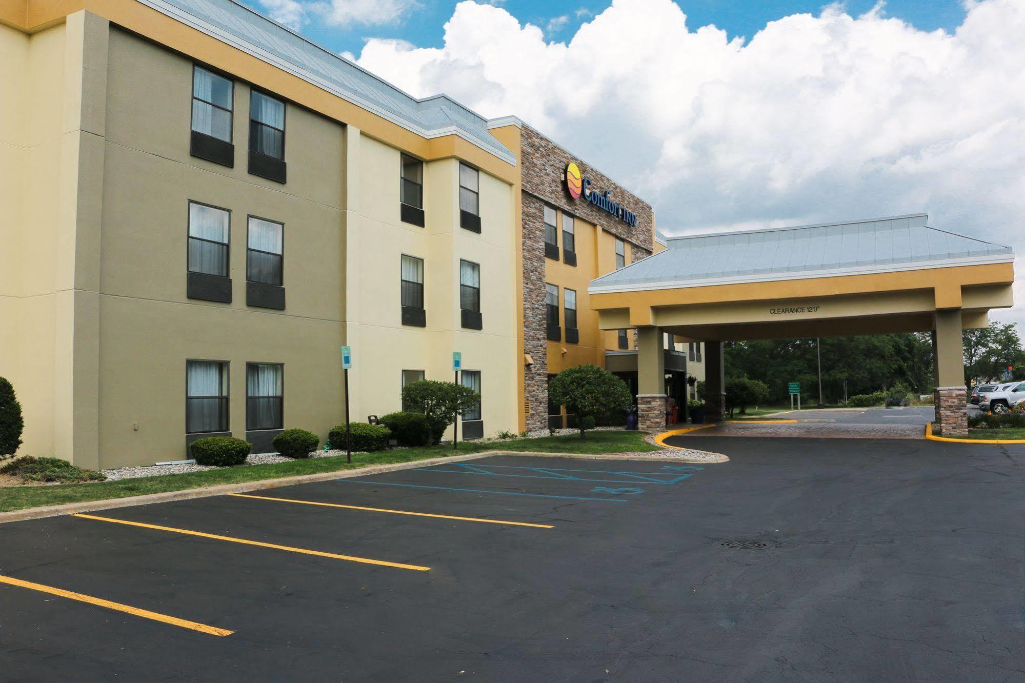 Comfort Inn Wings Stadium Kalamazoo Extérieur photo